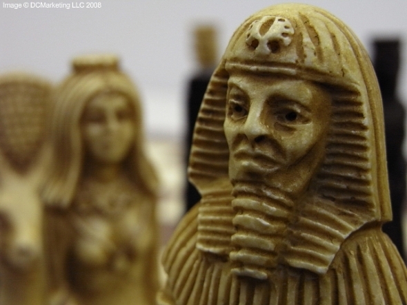 Egyptian Plain Theme Chess Set 